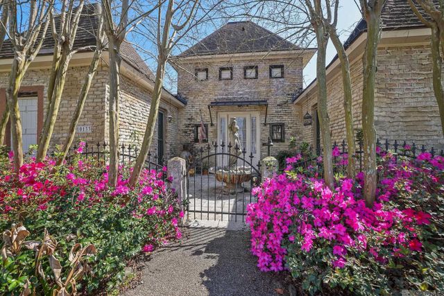 10133 Old World Dr, Baton Rouge, LA 70817