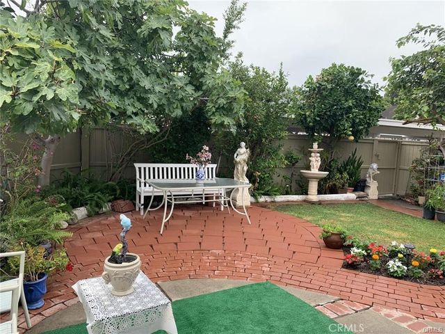 28 Timber Run 129, Irvine, CA 92614