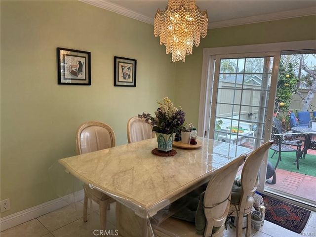 28 Timber Run 129, Irvine, CA 92614