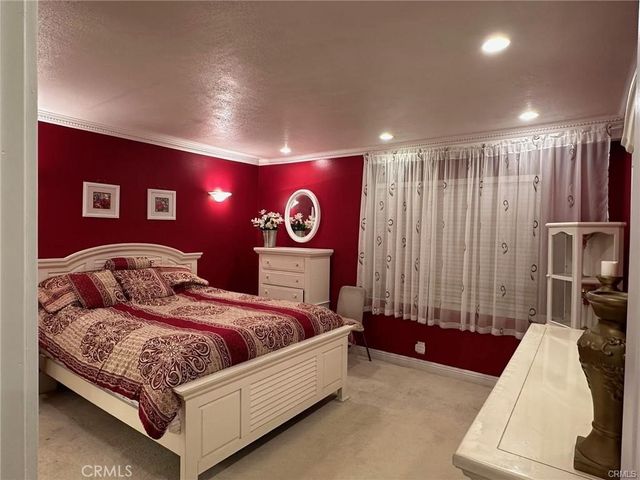 28 Timber Run 129, Irvine, CA 92614