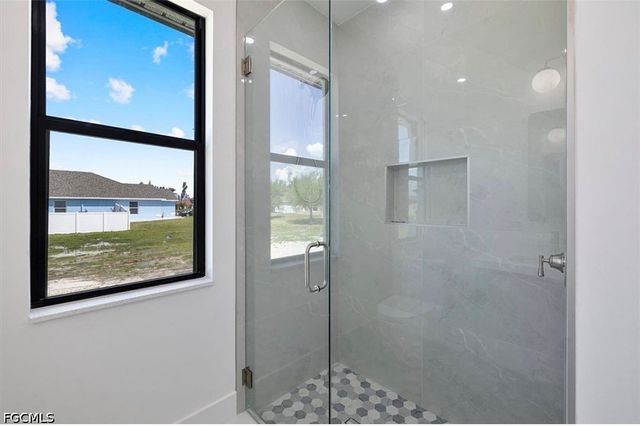 2903 NW 6th TER, Cape Coral, FL 33993