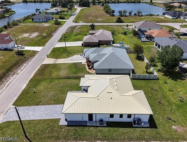 2903 NW 6th TER, Cape Coral, FL 33993