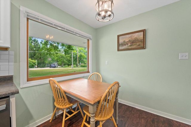 N68W29926 Hartling ROAD, Hartland, WI 53029