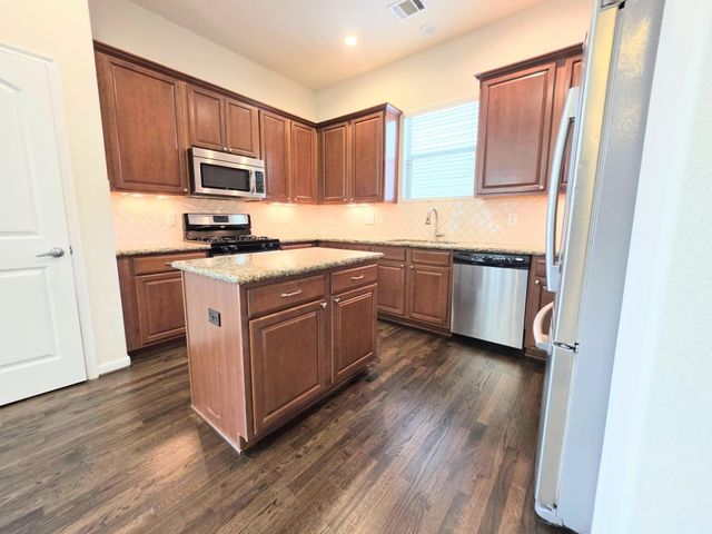 5210 Petty Street C, Houston, TX 77007