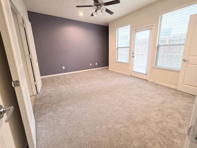 5210 Petty Street C, Houston, TX 77007