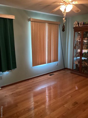 14446 SE Longview Drive, Sterling Heights, MI 48313