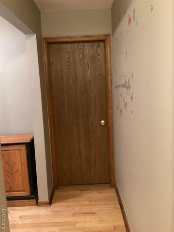 14446 SE Longview Drive, Sterling Heights, MI 48313