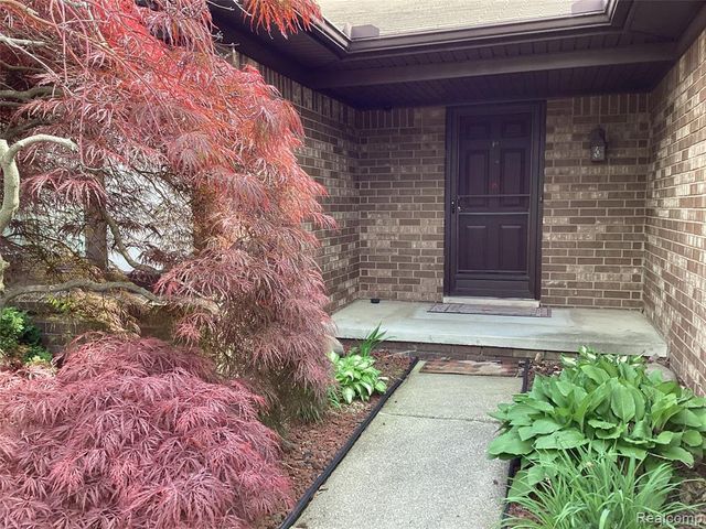 14446 SE Longview Drive, Sterling Heights, MI 48313