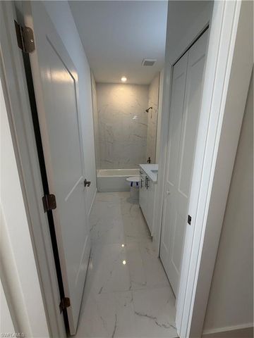 4717 28th ST SW, Lehigh Acres, FL 33973