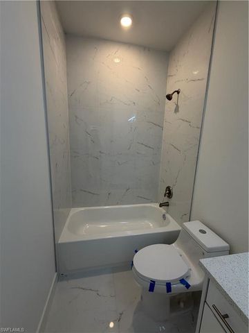 4717 28th ST SW, Lehigh Acres, FL 33973