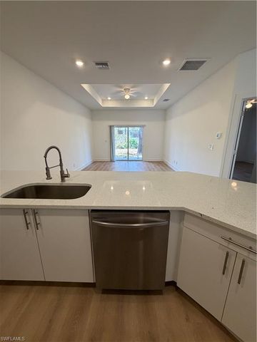 4717 28th ST SW, Lehigh Acres, FL 33973