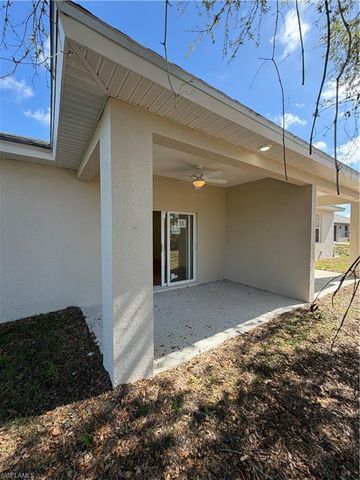 4717 28th ST SW, Lehigh Acres, FL 33973