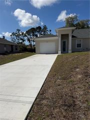 4717 28th ST SW, Lehigh Acres, FL 33973