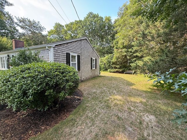 15 Maushops Path, Yarmouth, MA 02673
