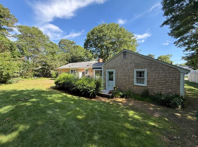 15 Maushops Path, Yarmouth, MA 02673