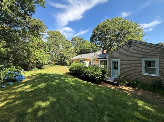 15 Maushops Path, Yarmouth, MA 02673
