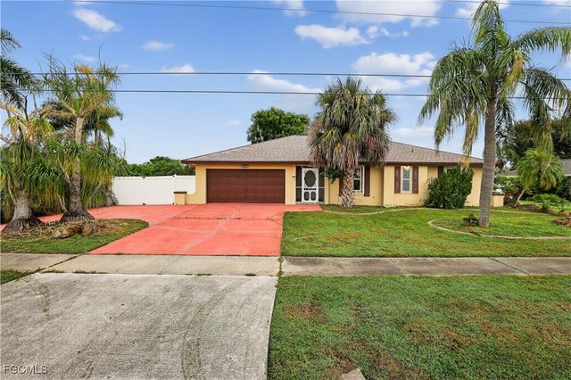 4301 Orange Grove BLVD, North Fort Myers, FL 33903