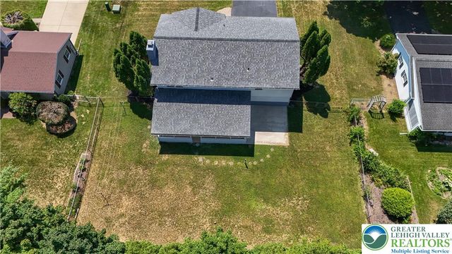 1925 Maria Lane, South Whitehall Twp, PA 18104