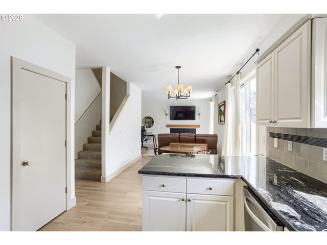 5478 J St, Washougal, WA 98671