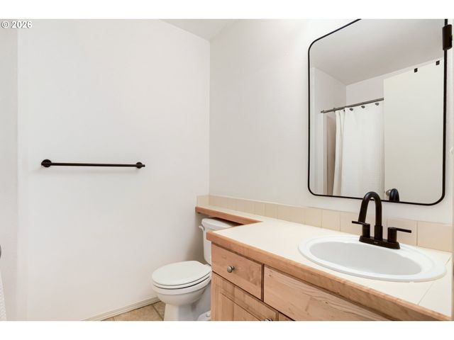 5478 J St, Washougal, WA 98671
