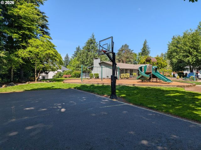 5478 J St, Washougal, WA 98671