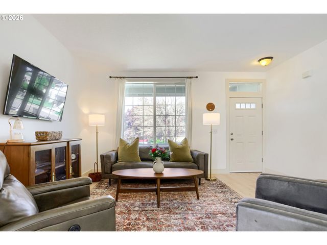 5478 J St, Washougal, WA 98671