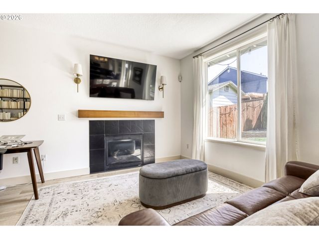 5478 J St, Washougal, WA 98671