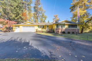 2700 Rogue River Highway, Grants Pass, OR 97527