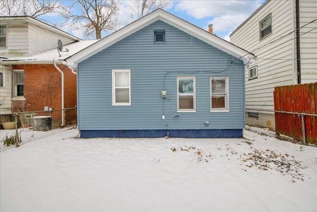 382 W Hayes Avenue, Hazel Park, MI 48030