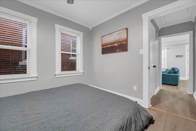 382 W Hayes Avenue, Hazel Park, MI 48030