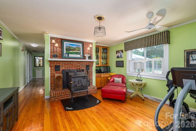 403 W Old Post Road, Cherryville, NC 28021