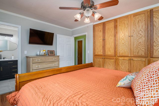 403 W Old Post Road, Cherryville, NC 28021