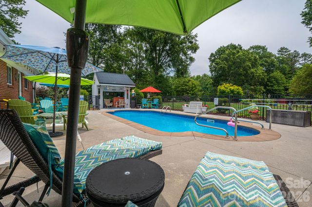 403 W Old Post Road, Cherryville, NC 28021