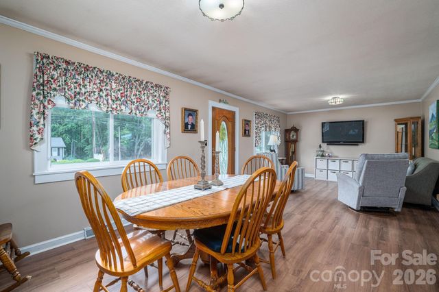 403 W Old Post Road, Cherryville, NC 28021
