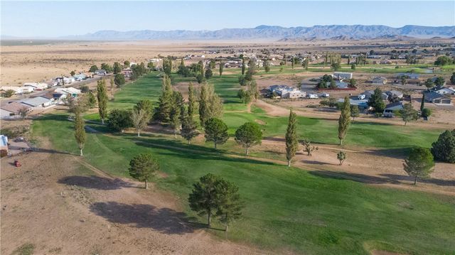 7950 E Saddleback Place, Kingman, AZ 86401