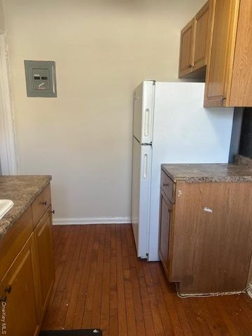 133-22 Laurelton Parkway Lower, Rosedale, NY 11422