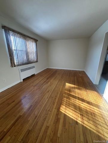 133-22 Laurelton Parkway Lower, Rosedale, NY 11422