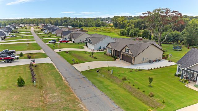 222 R C Thompson Road, Chesnee, SC 29323