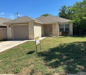 10723 shaenpath, San Antonio, TX 78254