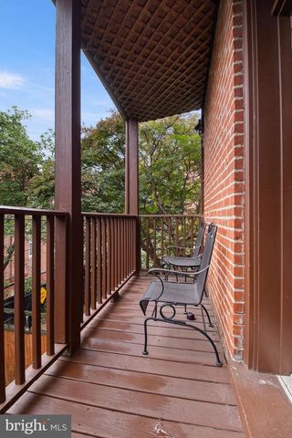 1120 EAST CAPITOL ST NE, Washington, DC 20002