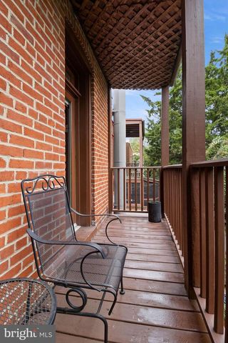 1120 EAST CAPITOL ST NE, Washington, DC 20002