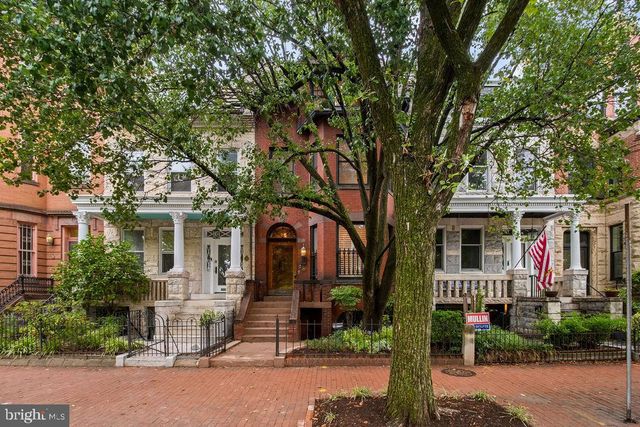 1120 EAST CAPITOL ST NE, Washington, DC 20002