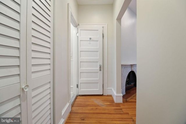 1120 EAST CAPITOL ST NE, Washington, DC 20002