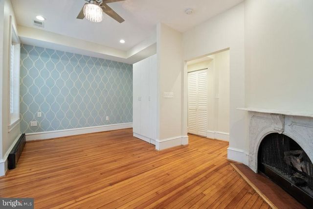 1120 EAST CAPITOL ST NE, Washington, DC 20002