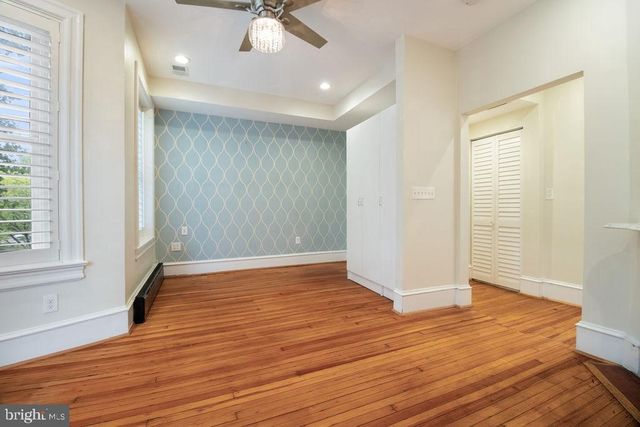 1120 EAST CAPITOL ST NE, Washington, DC 20002