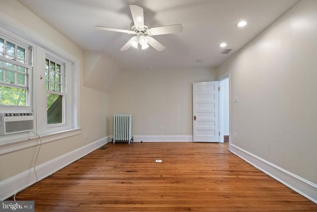 1120 EAST CAPITOL ST NE, Washington, DC 20002