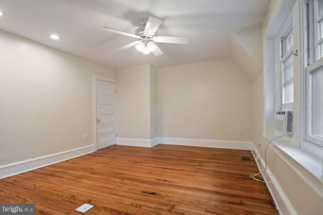 1120 EAST CAPITOL ST NE, Washington, DC 20002