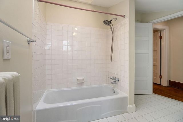 1120 EAST CAPITOL ST NE, Washington, DC 20002