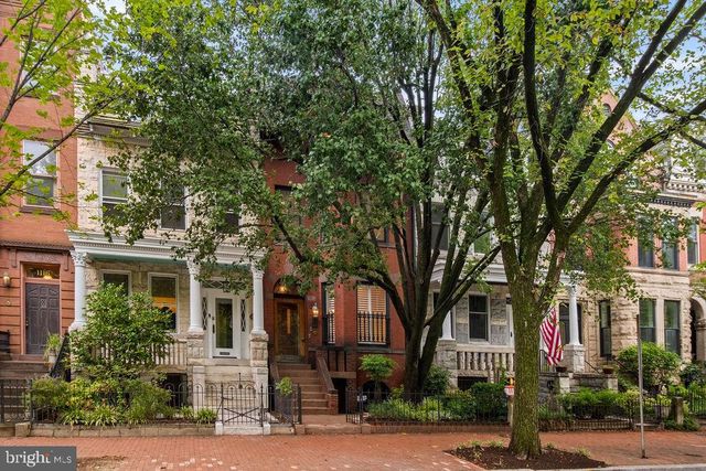 1120 EAST CAPITOL ST NE, Washington, DC 20002