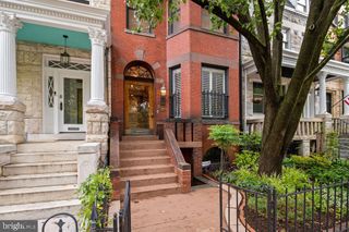 1120 EAST CAPITOL ST NE, Washington, DC 20002